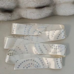 Auth NWT Louis Vuitton Starburst Silver Ribbon